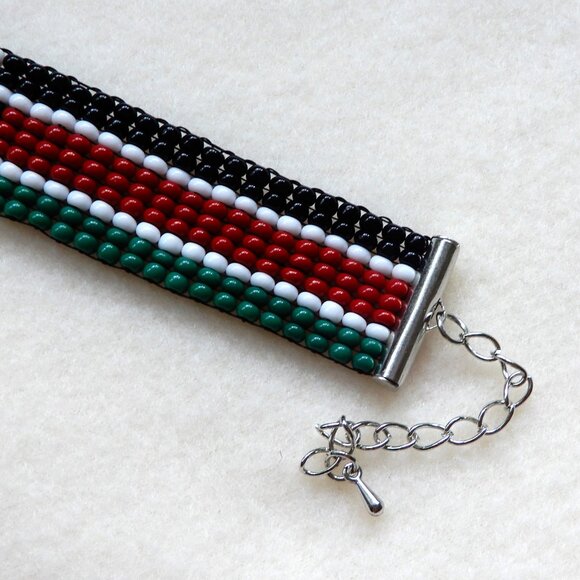Kenya Kenyan flag bead keychain & bracelet, handmade, adjustable length - Picture 5 of 7